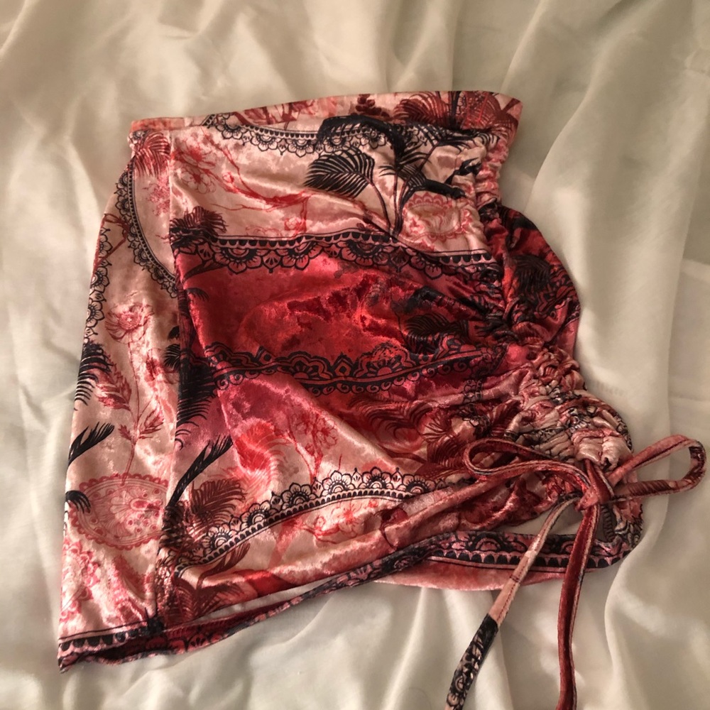 Size 4 print skirt
